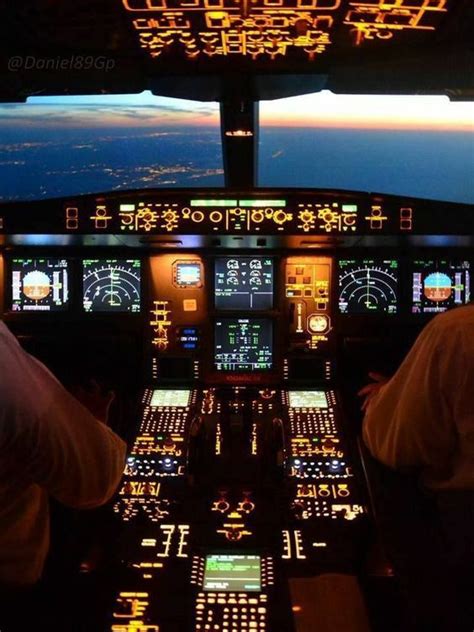 flight deck flight training airplane pilot flight deck