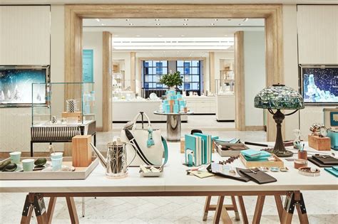 Tiffany’s 250 Million Bet On A 78 Year Old Store Wsj