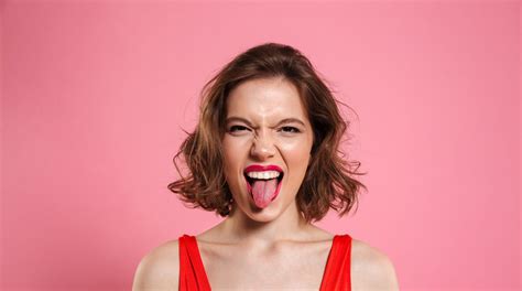 reasons why your tongue is itchy tindale dental penrith dentist