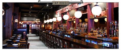 district tap house    st  york ny districttaphousecom nyc bars restaurant bar