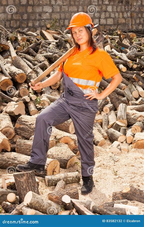 woman construction worker stock photo image  farming
