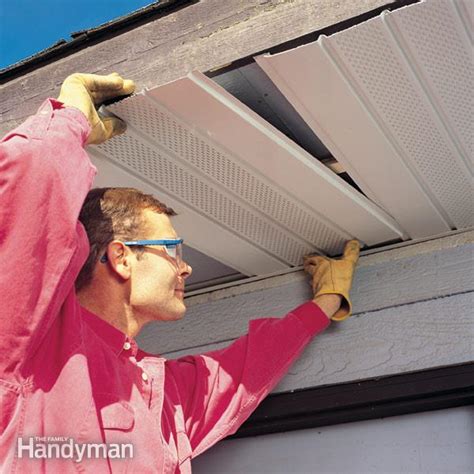 install aluminum soffits   maintenance