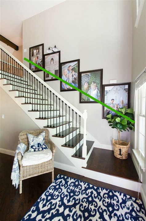 create  stairway picture wall