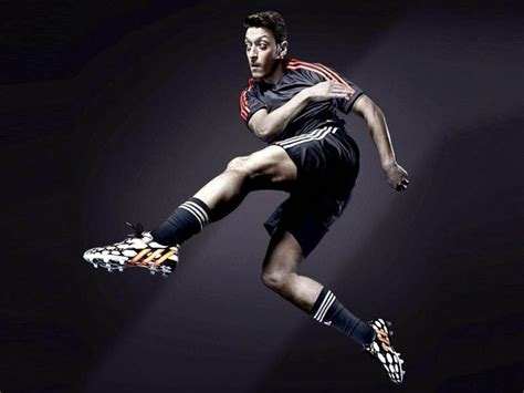all sports players mesut ozil hd wallpapers 2014