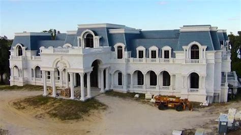 king of timeshares building america s largest home on air videos