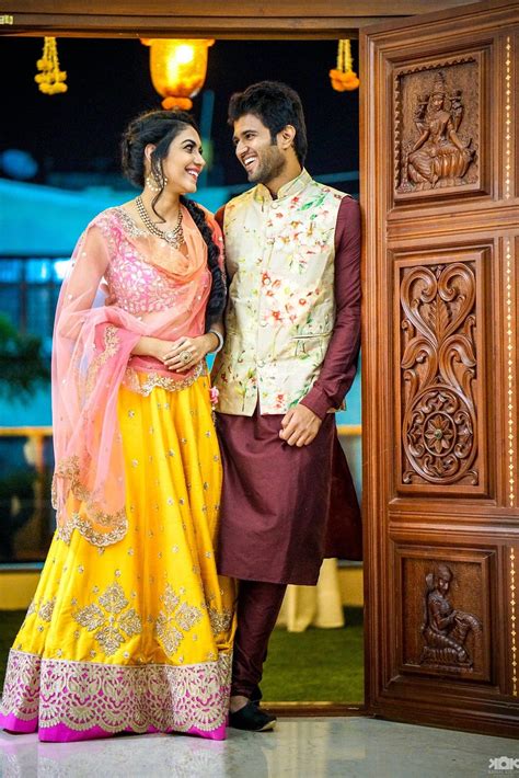 pin  sahithya  indian wear indian wedding photography poses