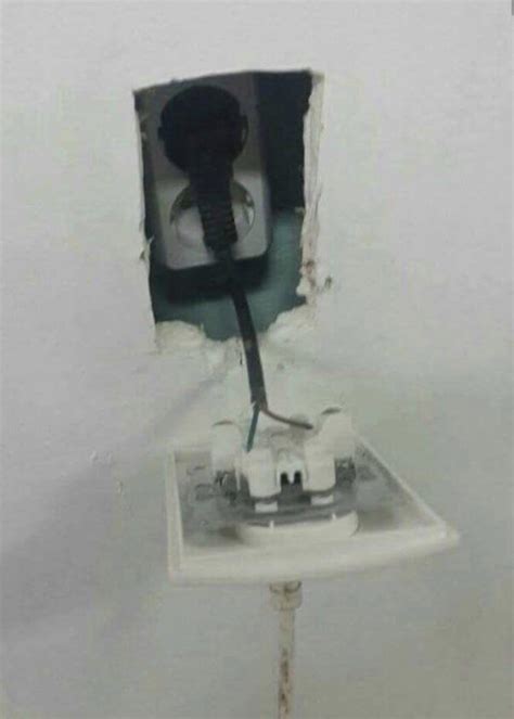 outlet   outlet rhealthbars