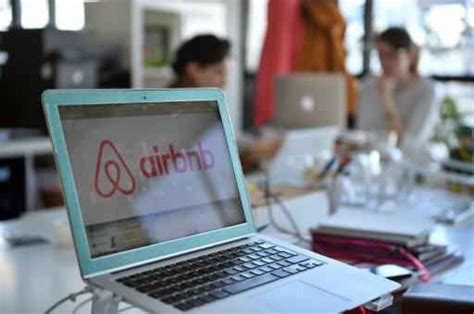 airbnb transformeert tot reisorganisatie metrotime