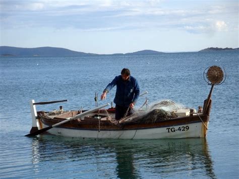 ubuduce bez administrativnih zapreka hrvatski tradicijski ribolov proglasen nematerijalnim