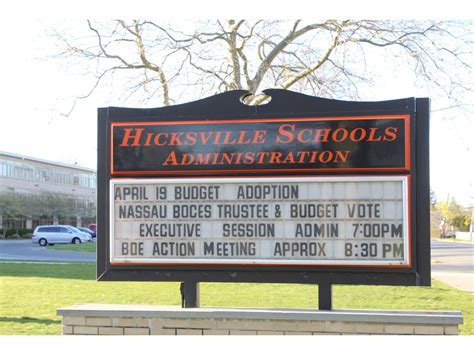 hicksville ranked   school districts  state   niche