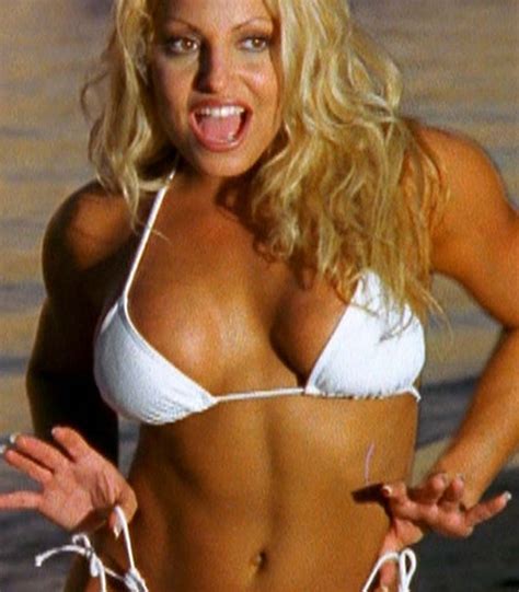 trish stratus showing her magnificent cleavage