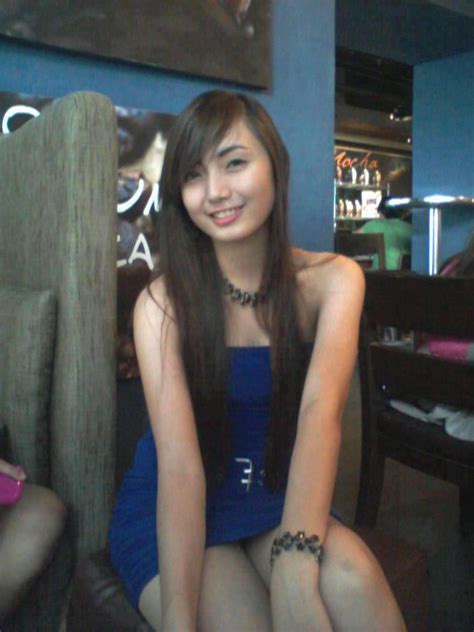 Sexy Pinay On Facebook