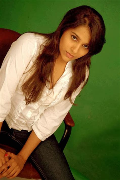 Jabardasth Anchor Rashmi Gautam Latest Hot Photoshoot
