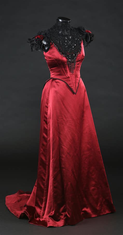 prop store s penny dreadful auction… clothes maketh the monster prop store ultimate movie