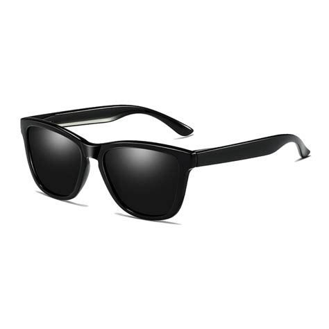 polarized sunglasses for men women gradient wayfarer frame black