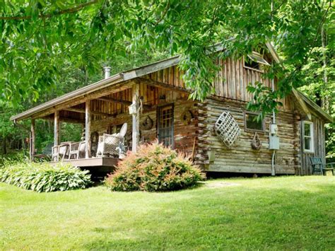 cabin rentals   york state   trips  discover