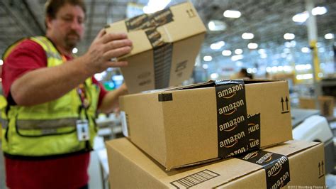 heres  amazon     packages delivered  sunday louisville business