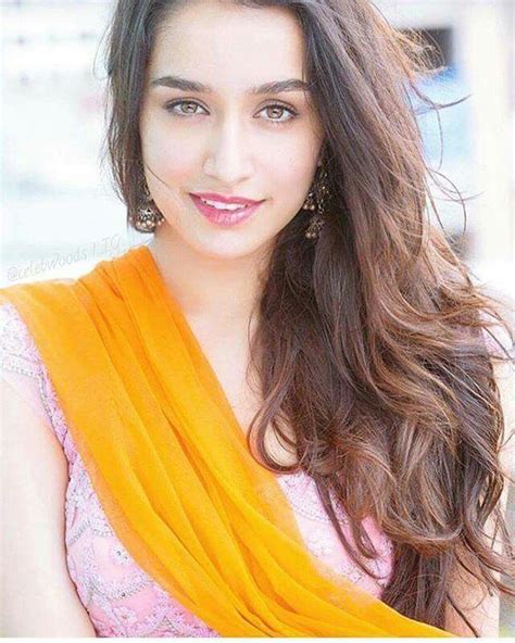 pin by hussain hussain s on ssss pinterest shraddha kapoor sraddha kapoor and indian bollywood