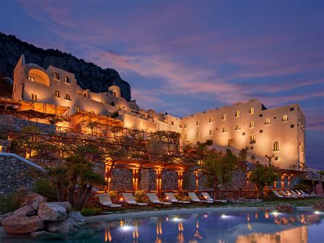 hotels   amalfi coast