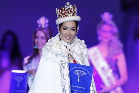 Miss Philippines Bea Rose Santiago Wins Miss International