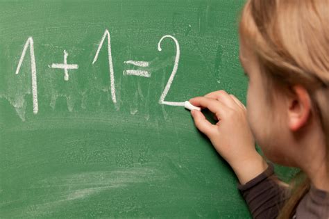 easy ways  engage  child  maths theschoolrun