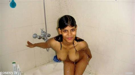 desi bhabi girls nude unseen photo