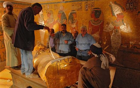 Interior Of Tomb Kv62 Dr Zahi Hawass And All Egyptian