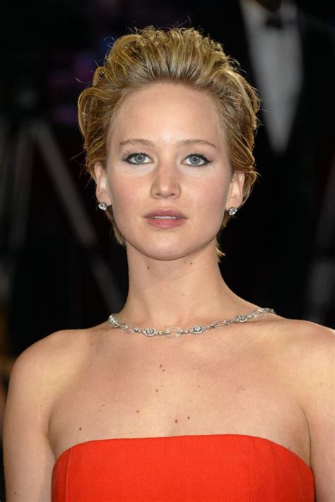 Inquiries Begin Into Nude Celebrity Photo Leaks Of Jennifer Lawrence