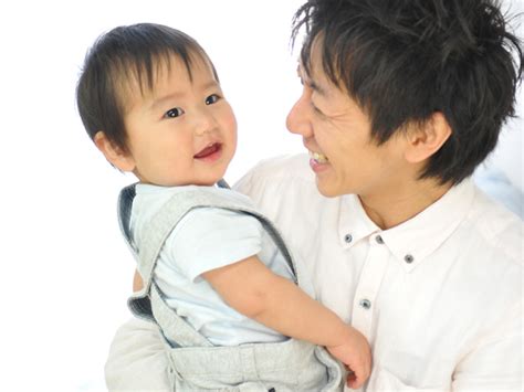 パパのための「赤ちゃんの正しい抱っこ」講座 （社）日本アタッチメント育児協会 コラム