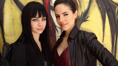 jonesin for a fix books for tv addicts lost girl