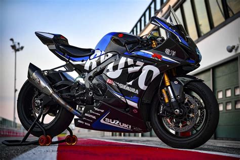 suzuki gsx  ryuyo hp  superbike asphalt rubber