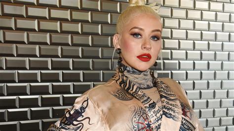 christina aguilera drops wisdom while posing completely nude