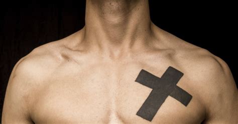 50 cross tattoo ideas to try for the love of jesus