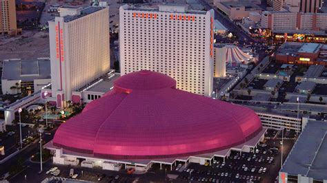 The Dazzling Sights Of The Las Vegas Strip Photos Cnn