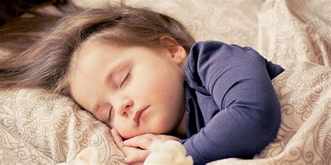 waktu tidur ideal  anak