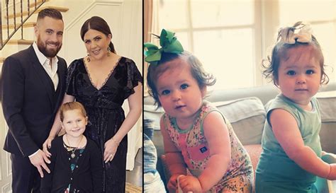 lady antebellum star hillary scotts daughters   adorable pics