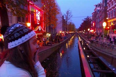 Exclusive Red Light District Tour With A Local Guide