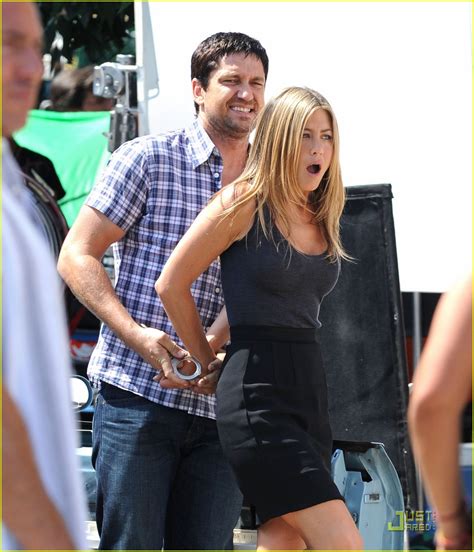 Jennifer Aniston Is A Handcuffed Hottie Photo 2158011