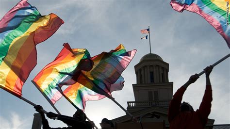 Iowa Voters Oust Justices Who Made Same Sex Marriage Legal