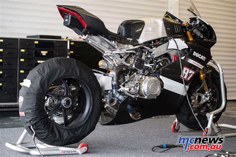 ducati panigale   completes  worldsbk test mcnews