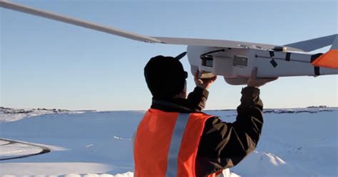 drone takes  lead  antarctic icebreaking mission