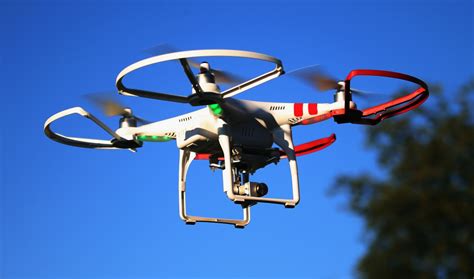 require owners  register  recreational drones  world  prx