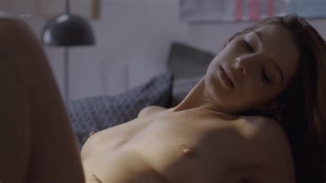 Nude Video Celebs Michelle Batista Nude O Negocio