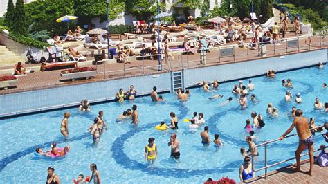 how to check if your public pool is safe health