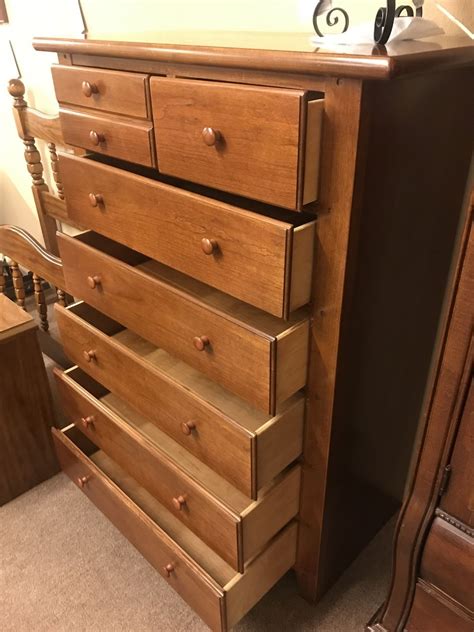 thomasville chest  drawers delmarva furniture consignment