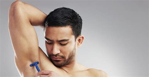 men brave armpit shave following bizarre new love island beauty trend