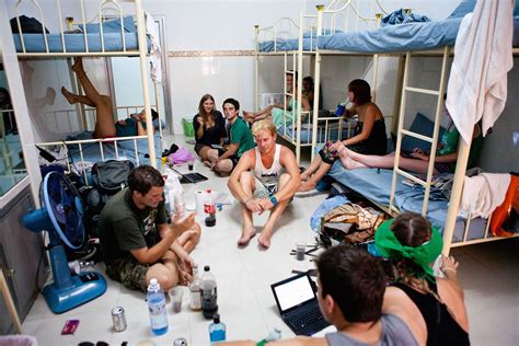 6 ways to keep your things safe in hostels