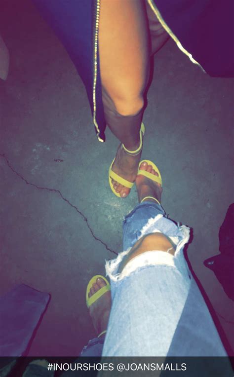 Gigi Hadid S Feet
