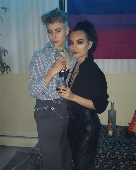 threw a massive lesbian party with about 40 lesbians in my tiny apartment the first time i saw