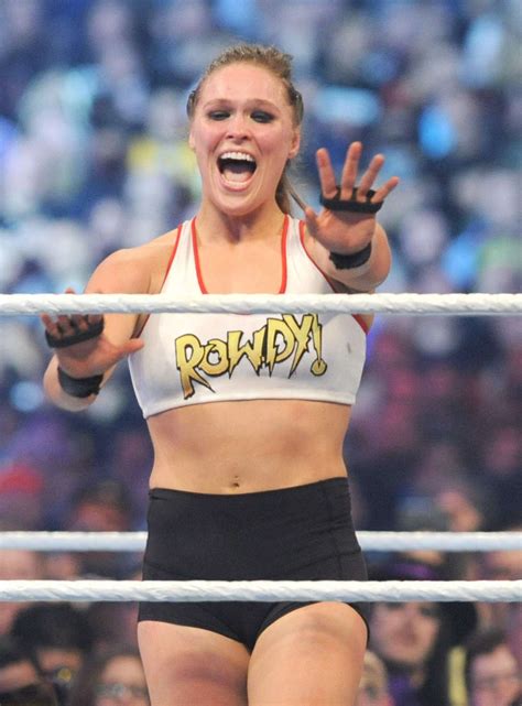 Ronda Rousey Wwe Wrestlemania 34 At The Mercedes Benz